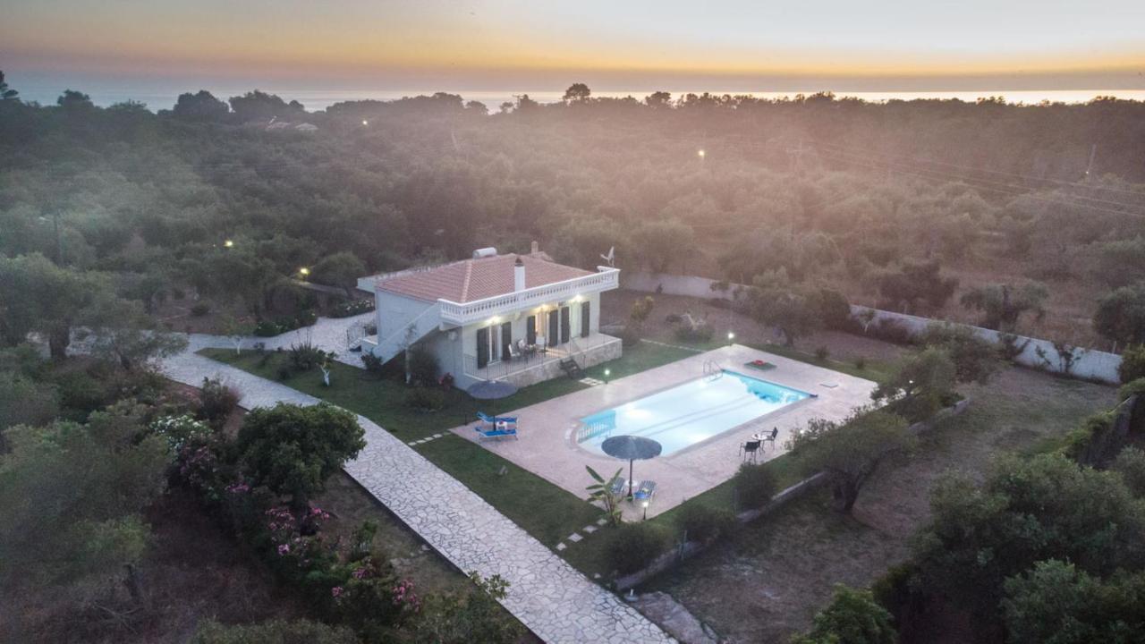 Villa Adonis Halikounas Экстерьер фото