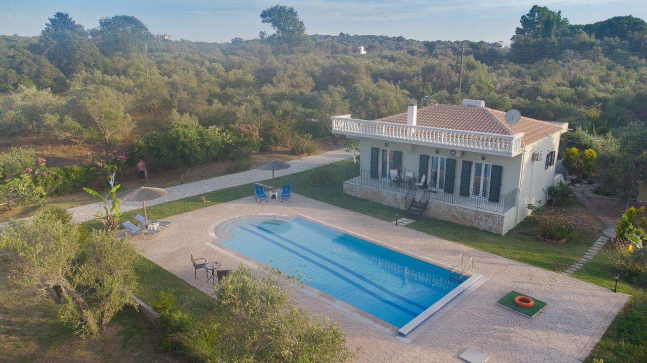 Villa Adonis Halikounas Экстерьер фото