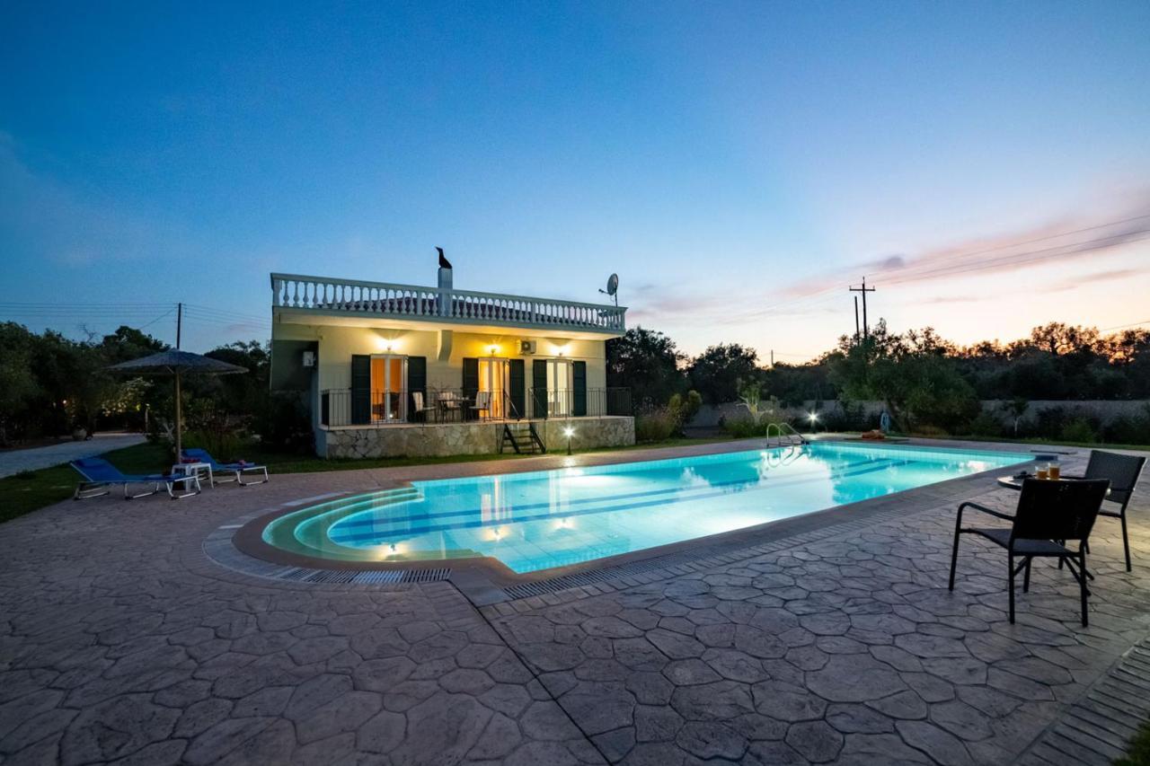 Villa Adonis Halikounas Экстерьер фото